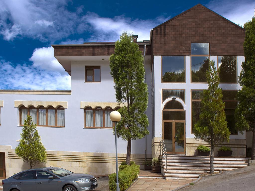 Hotel Penagrande Cangas De Narcea Ngoại thất bức ảnh