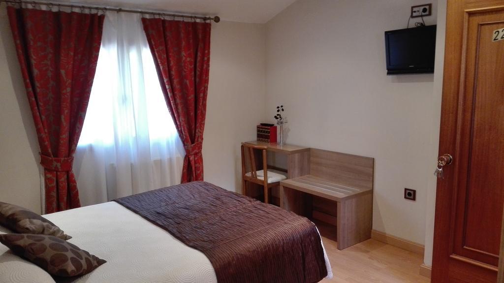 Hotel Penagrande Cangas De Narcea Ngoại thất bức ảnh