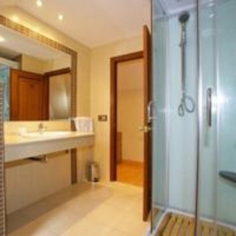 Hotel Penagrande Cangas De Narcea Ngoại thất bức ảnh