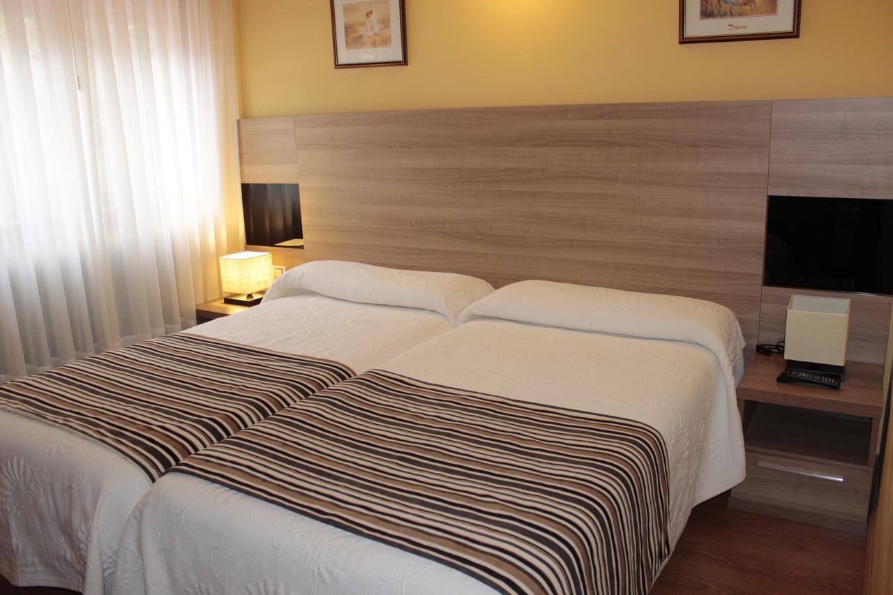 Hotel Penagrande Cangas De Narcea Ngoại thất bức ảnh