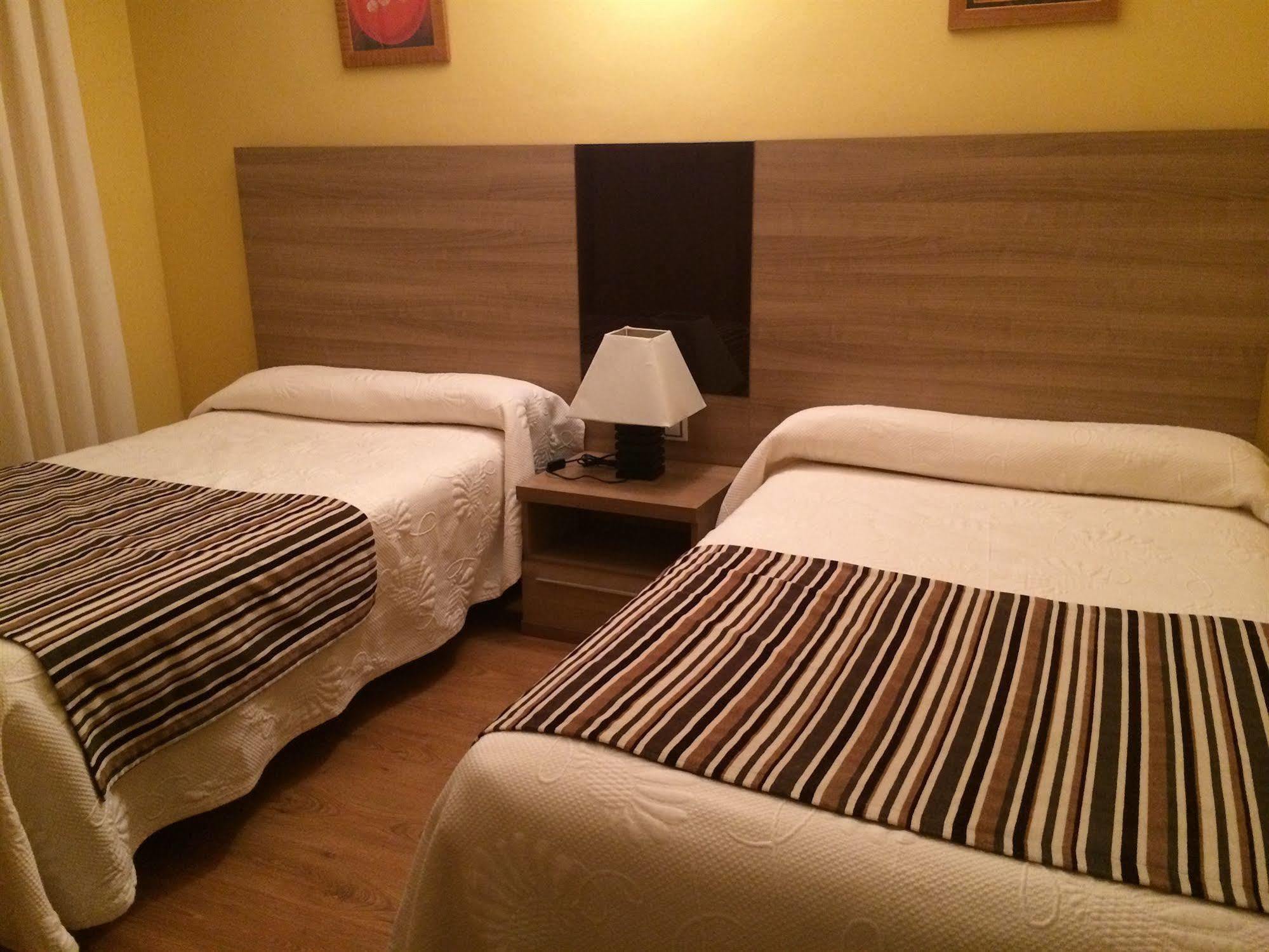 Hotel Penagrande Cangas De Narcea Ngoại thất bức ảnh