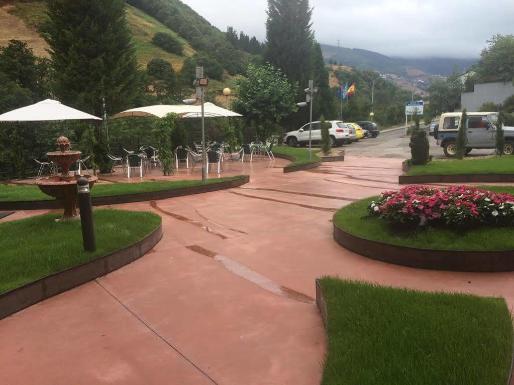 Hotel Penagrande Cangas De Narcea Ngoại thất bức ảnh